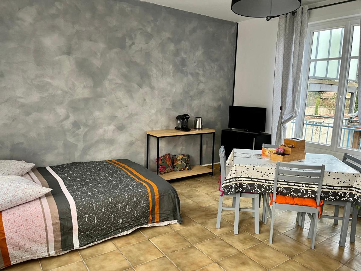 Studio Independant Dans Maison Individuelle Nancy Exterior photo